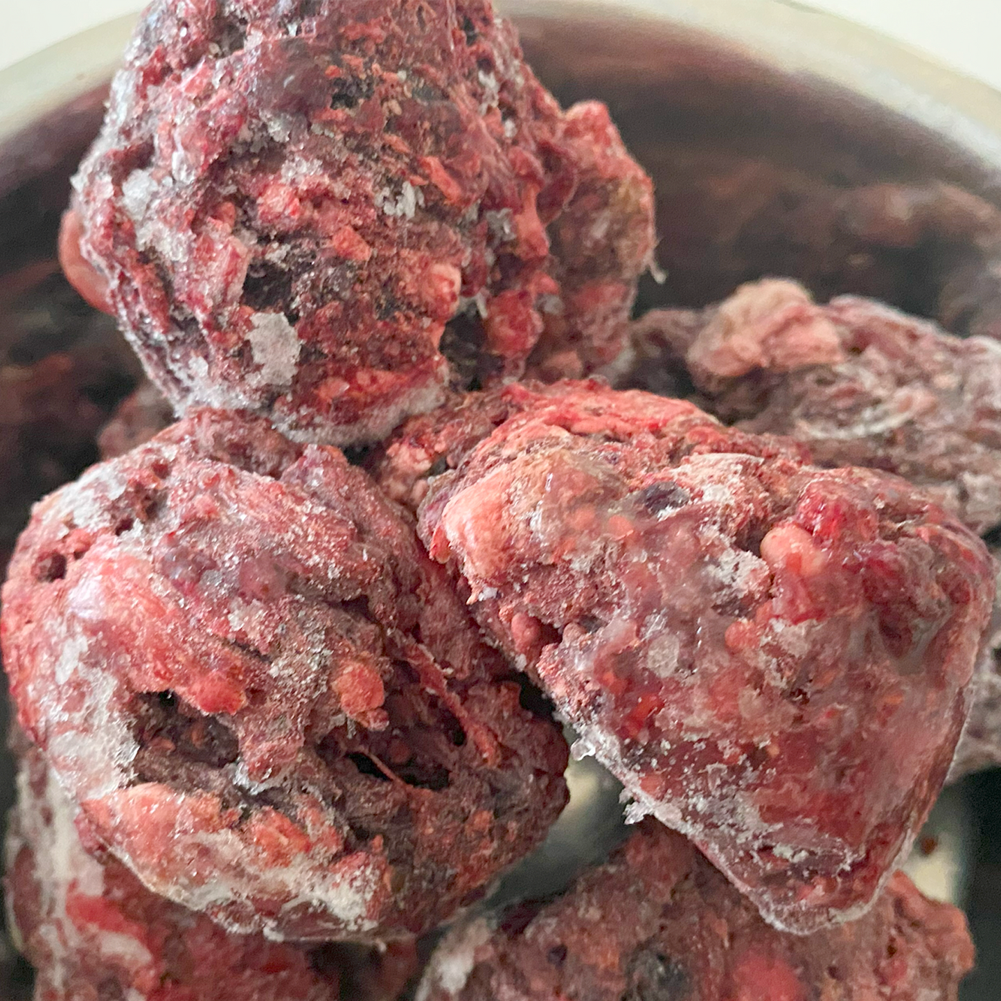 BARF-Nuggets Lamm & Gemüse, gewolft und portioniert