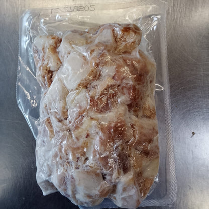 Hühnerfleisch gekocht und gewürfelt