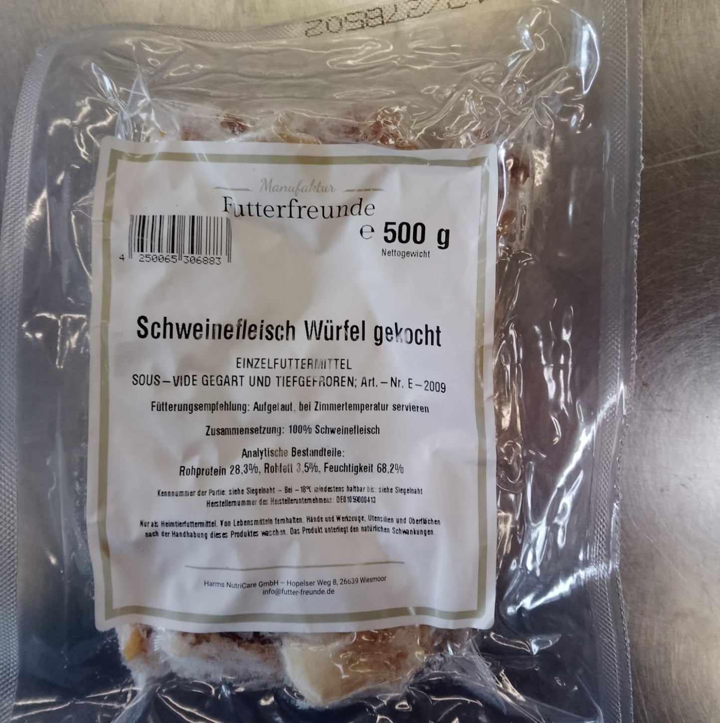Schweinefleisch gekocht und gewürfelt