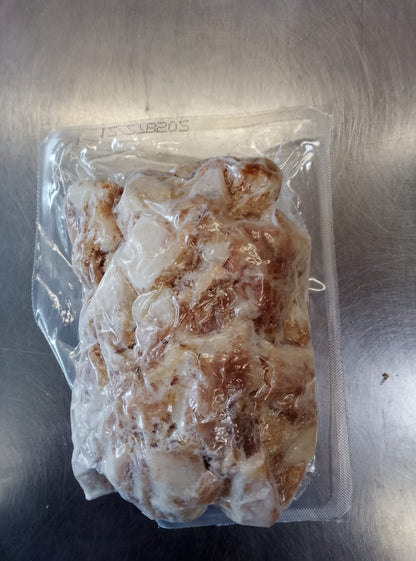 Hühnerfleisch gekocht und gewürfelt